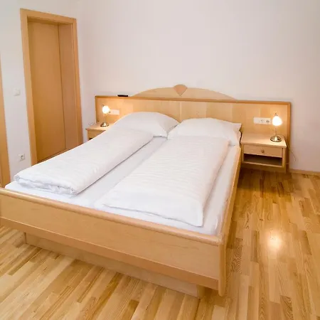 Kurz - 3 4* Βέστεντορφ