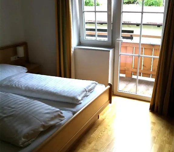 Kurz - 3 キャンプ場 4*